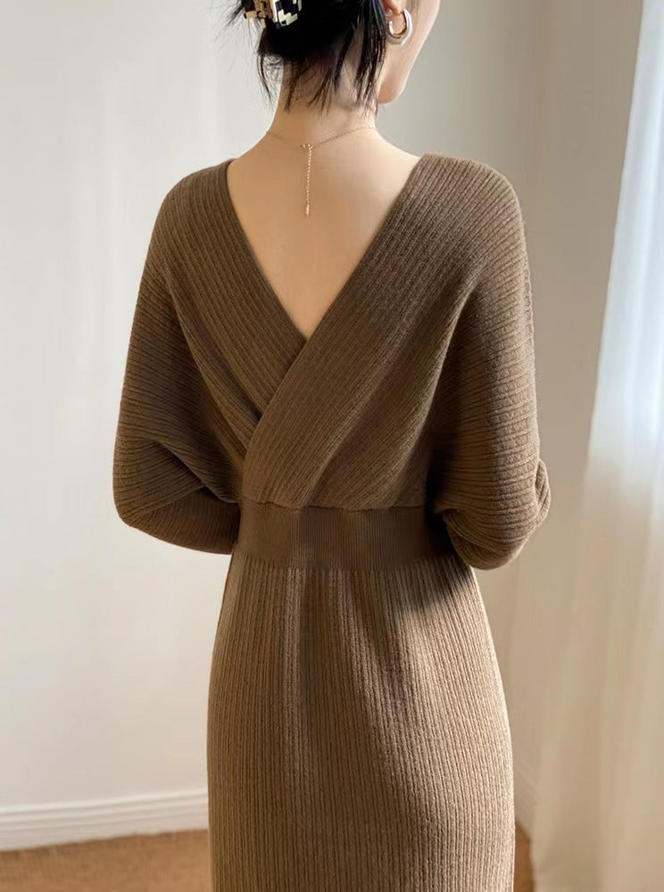 Design sense V-neck bag hip knitted dress