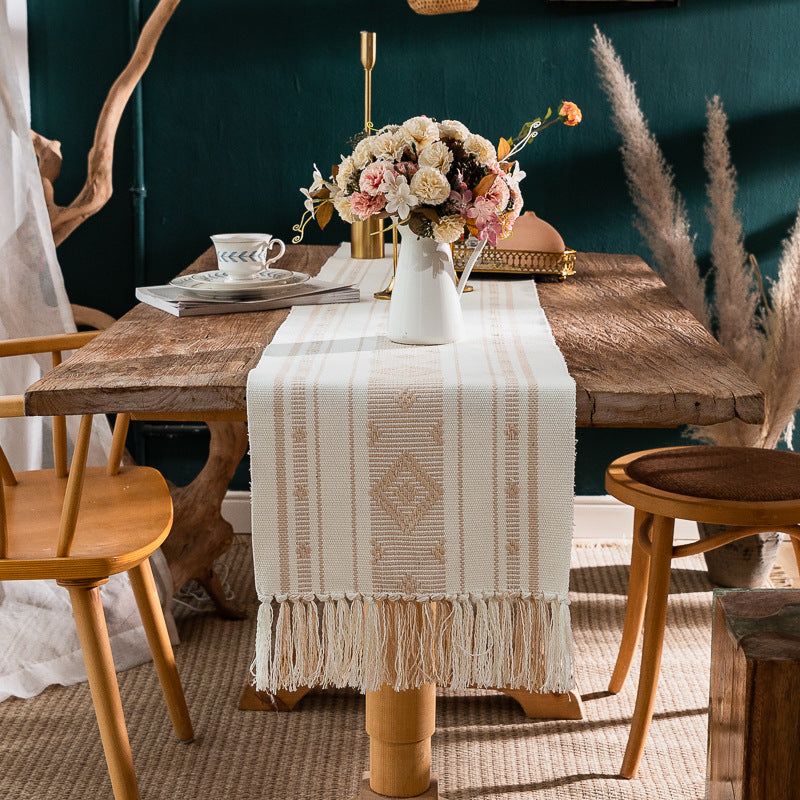 Hand-fringed table cloth with striped cotton and linen